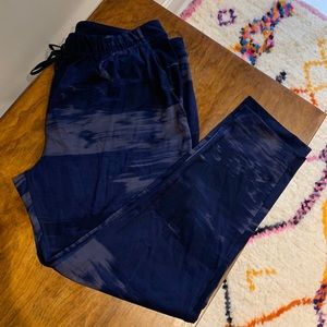 Blue camo lulu lemon workout pants